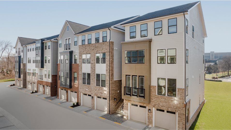 5677 stephanie tessa way (brighton ii)